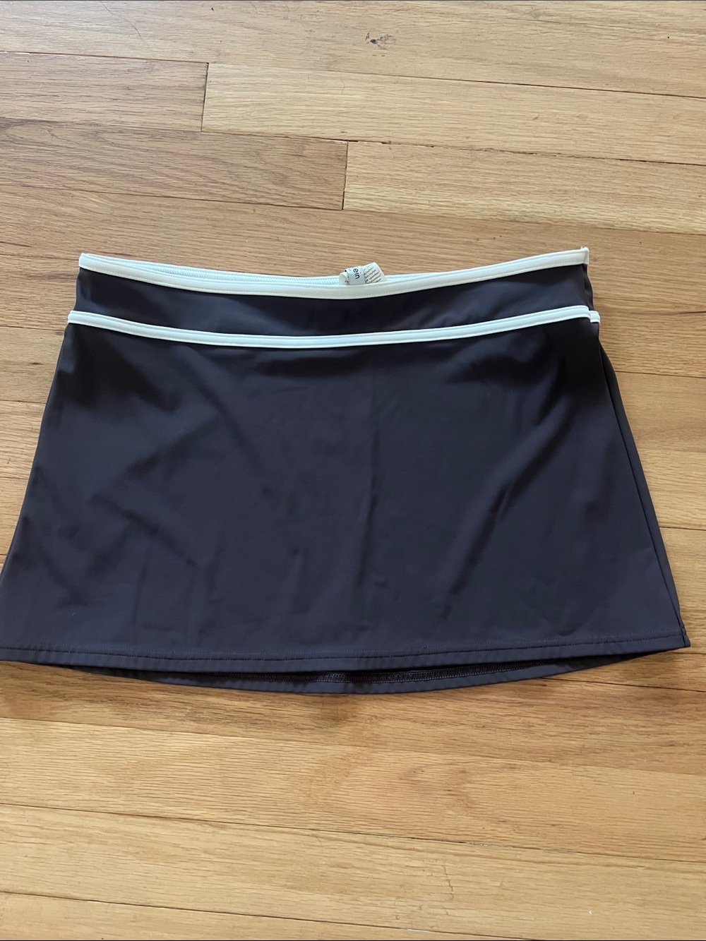 Chocolate brown Mini Skirt with White Contrast Trim. Non smoking home .